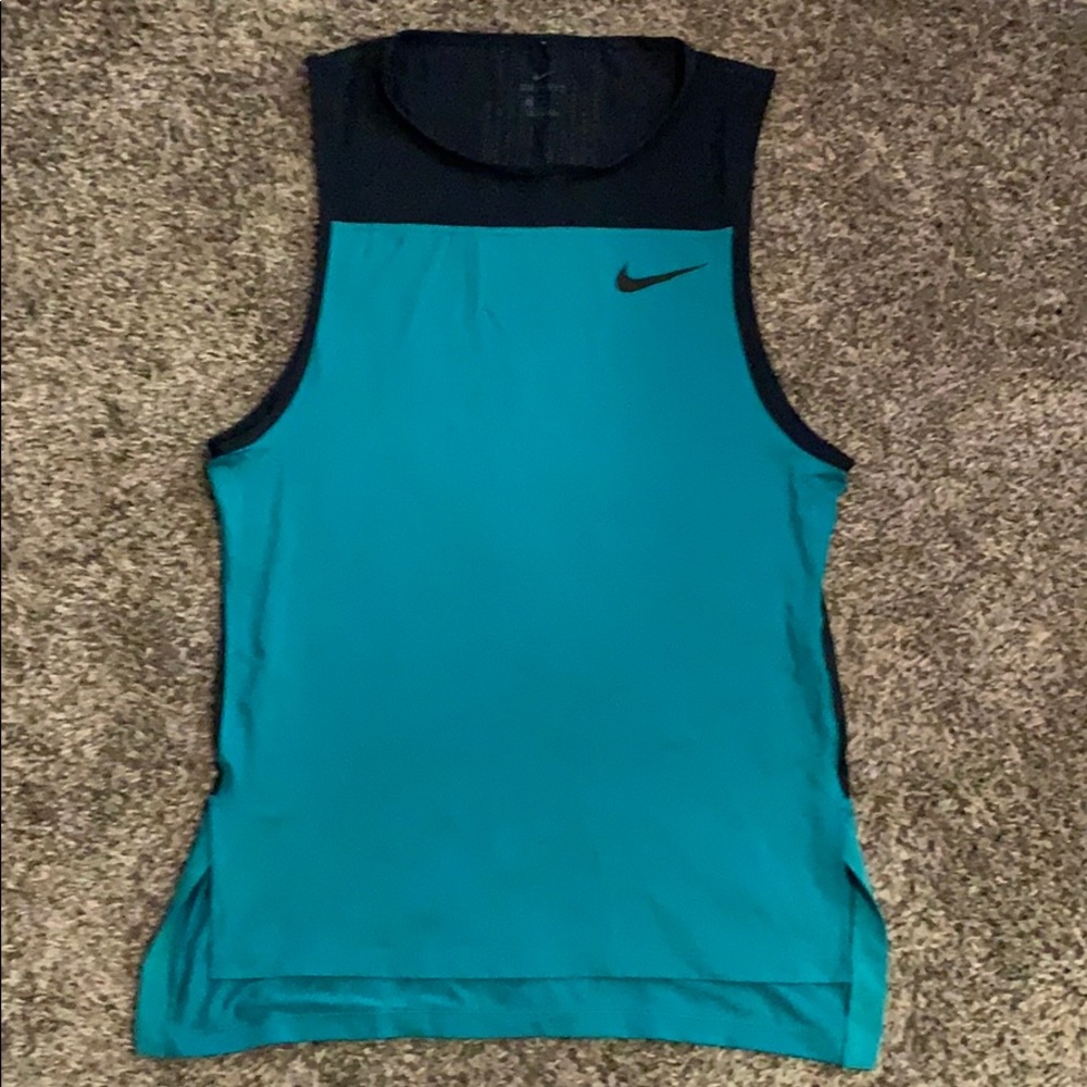Nike turquoise and navy dri-fit tank top